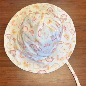 NWOT Tahari Baby Bucket Hat